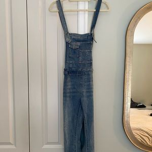 FREE PEOPLE OVERALLS🌈☄️💥⚡️